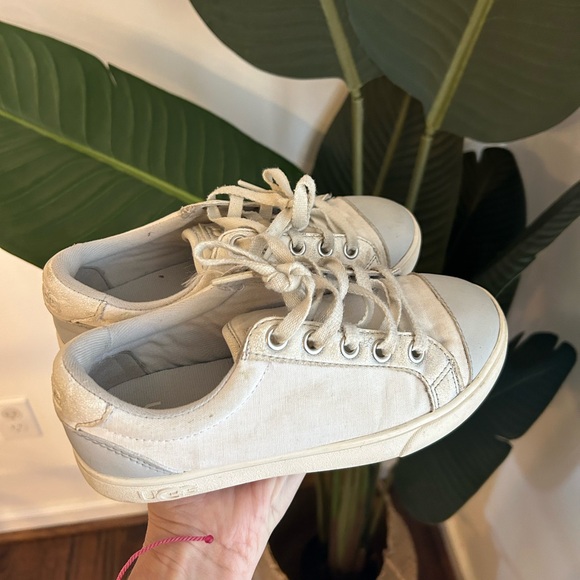 UGG Cream Kids Sneakers - Picture 2 of 4